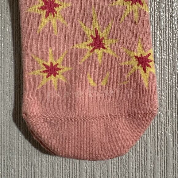 NEW Pure Barre X Tavi Barre Pink Bang Grippy Socks Gym Work Out Yoga Pilates - Picture 3 of 6